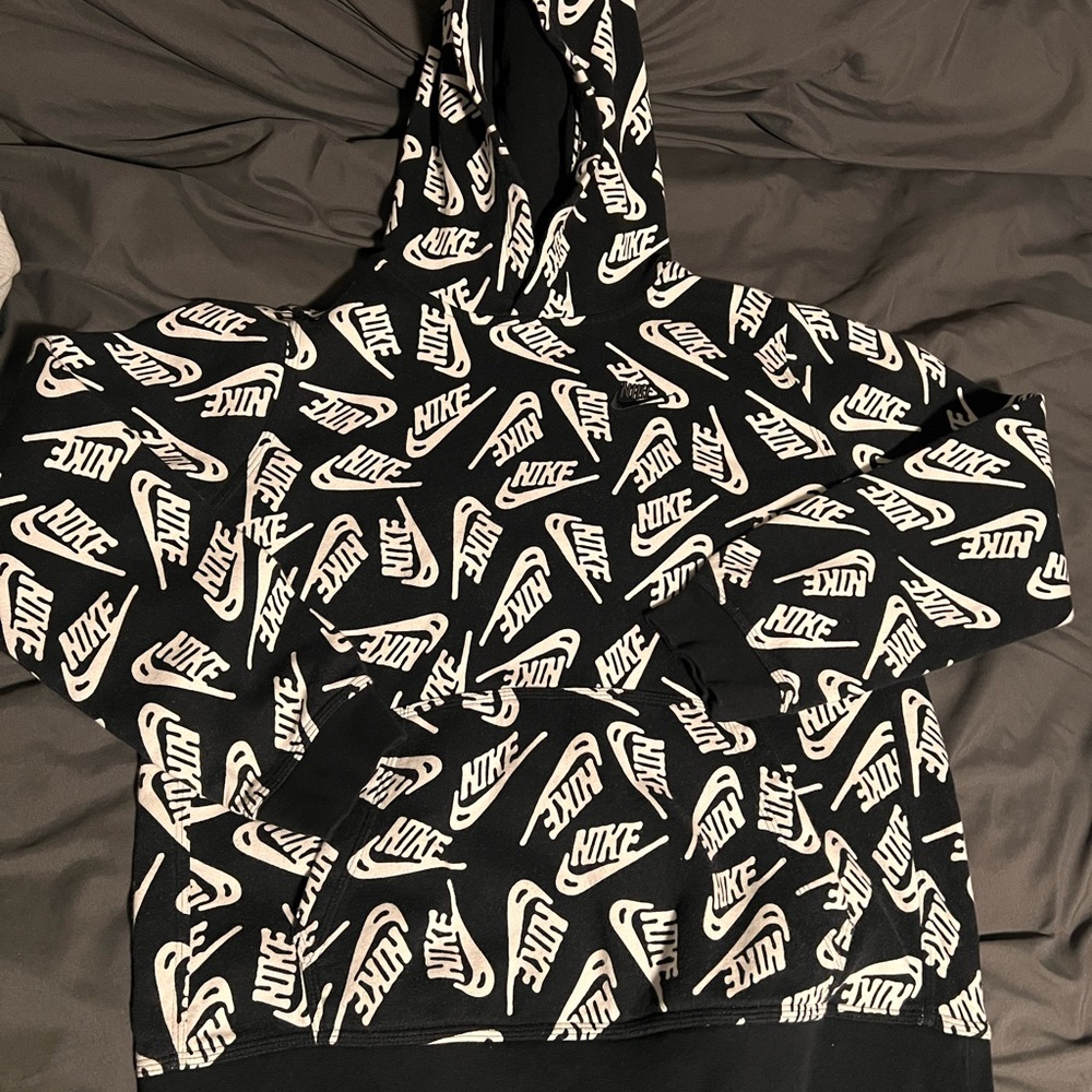 Nike Monochrome Logo Sweatshirt
